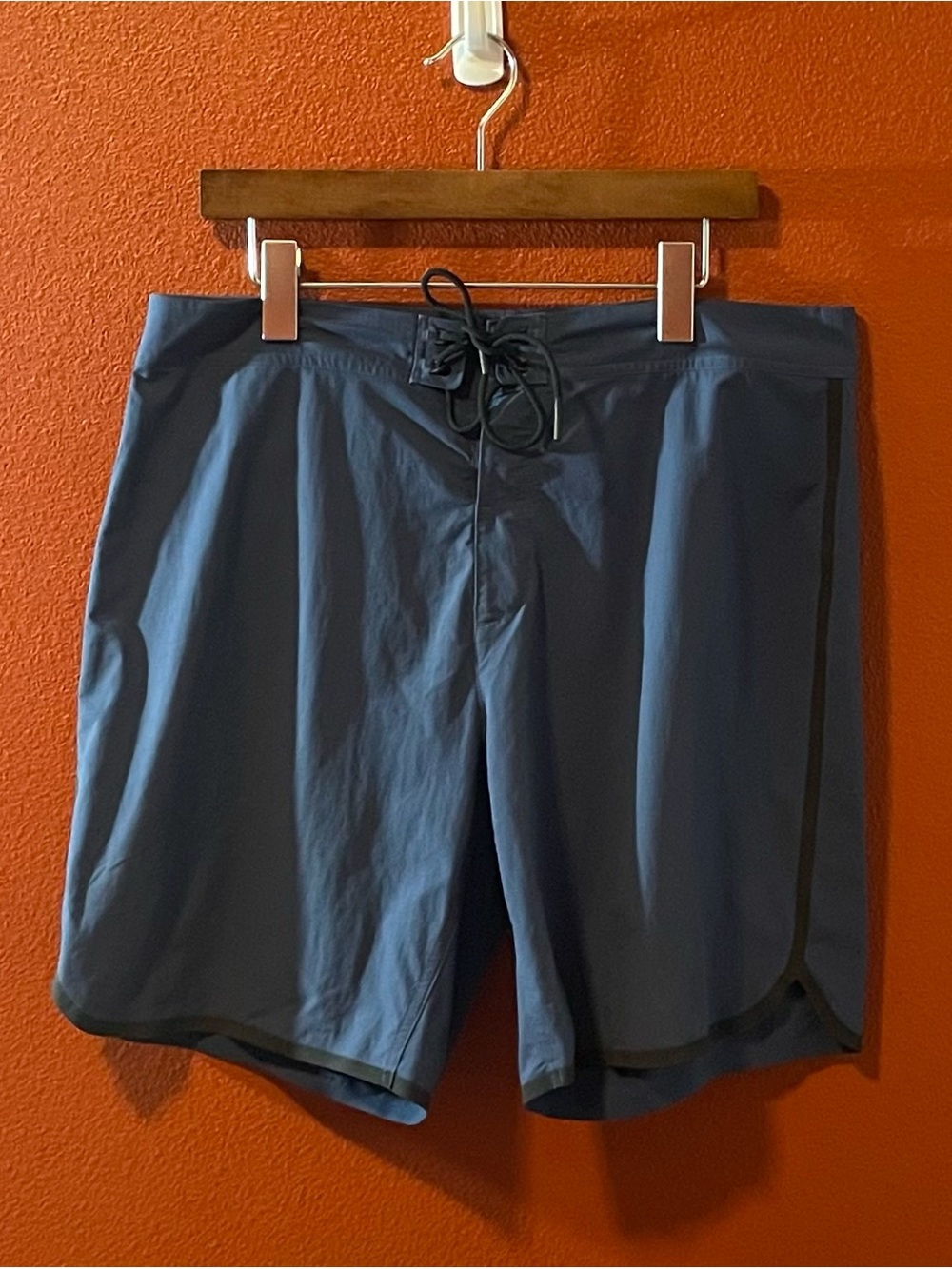 Hill City Men’s Athletic Performance Drawstring Unlined Quick Dry Board Shorts